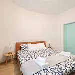 Laurel House, Zadar